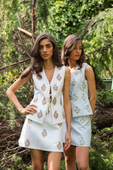 Sarv Vest - Blue & White Rosewater House