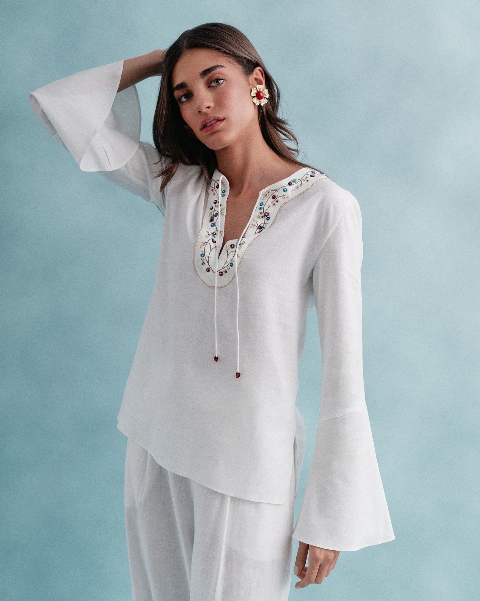 Gina Blouse - Emboridered Neckline Linen Offwhite Tops - Blouse Rosewater House