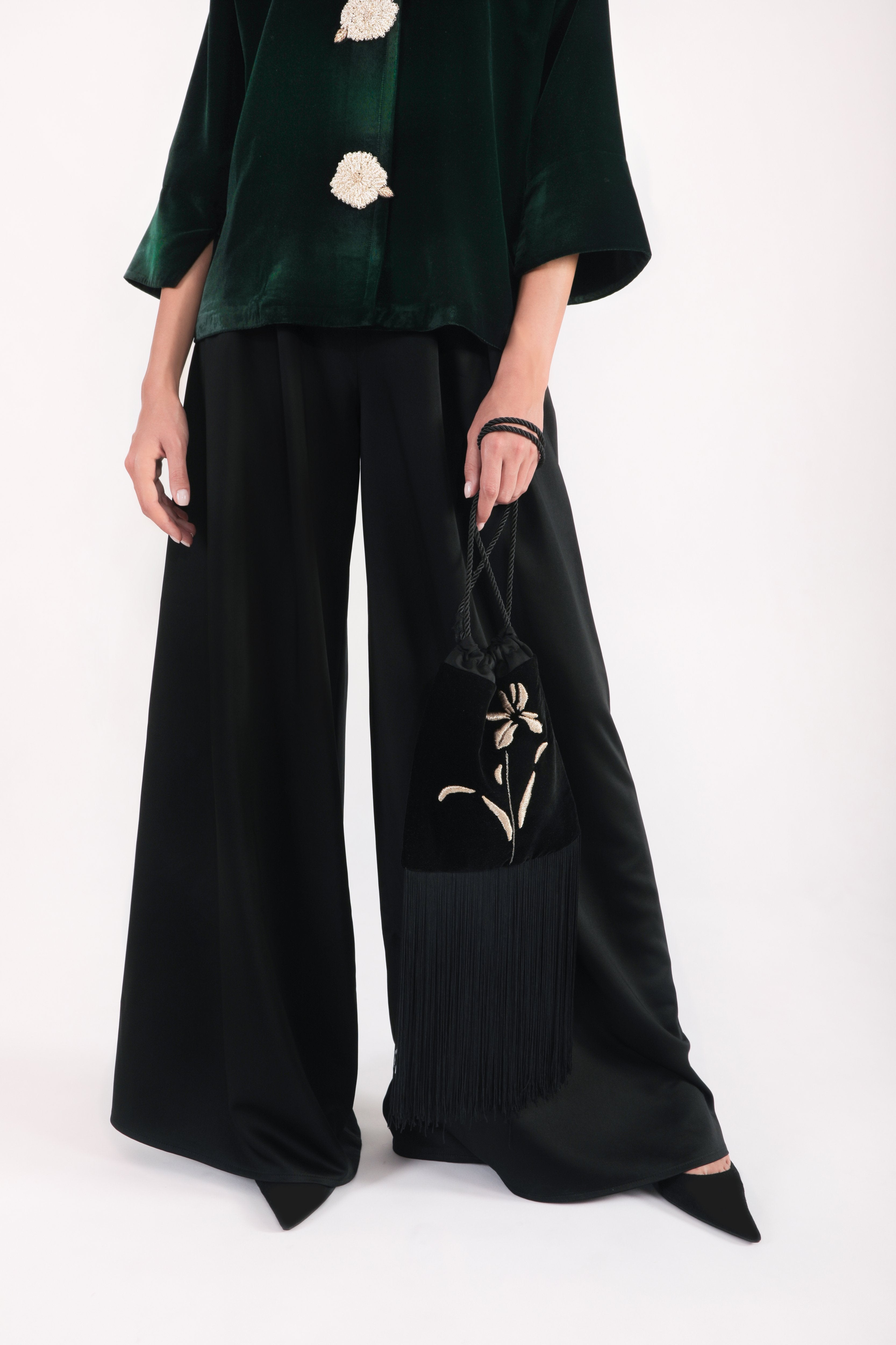 Iris Velvet Bring Bag - Black Rosewater House