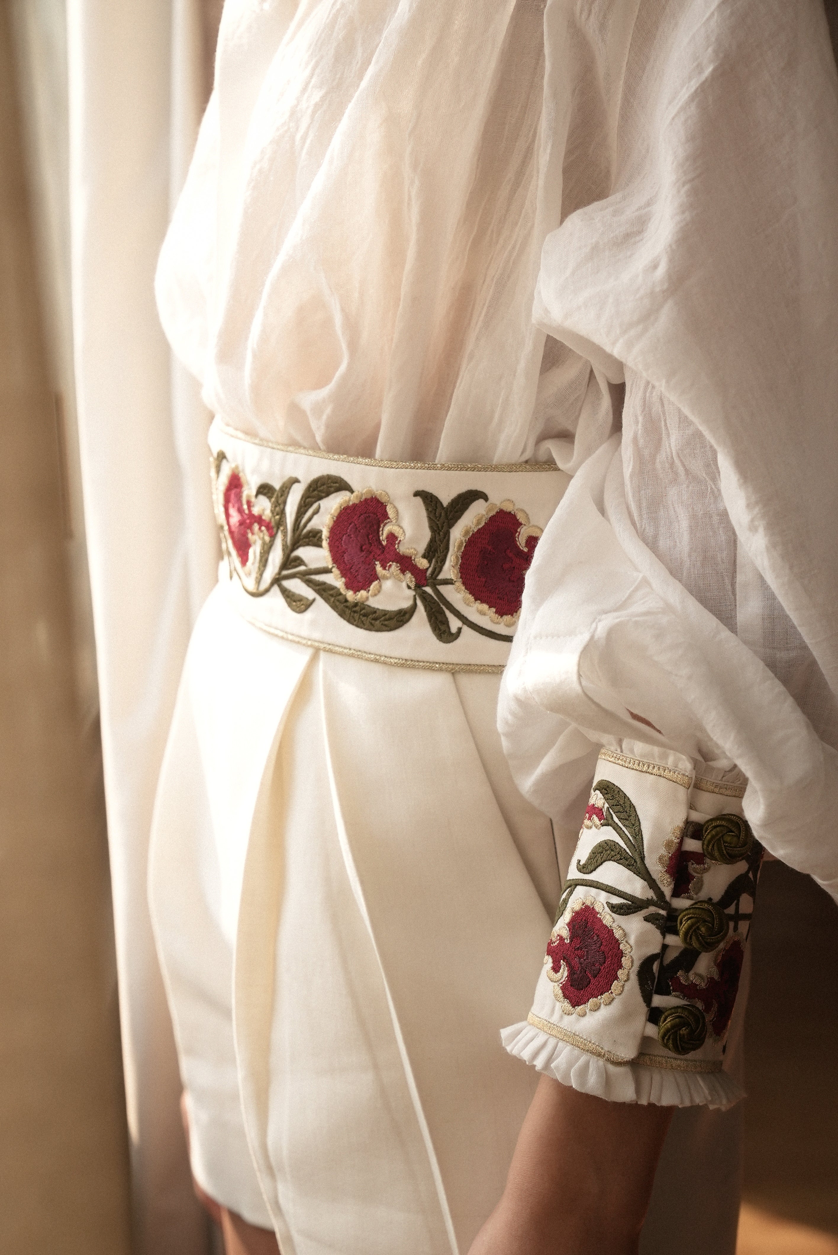 Carnation Belt- White/Red Belt Rosewater House
