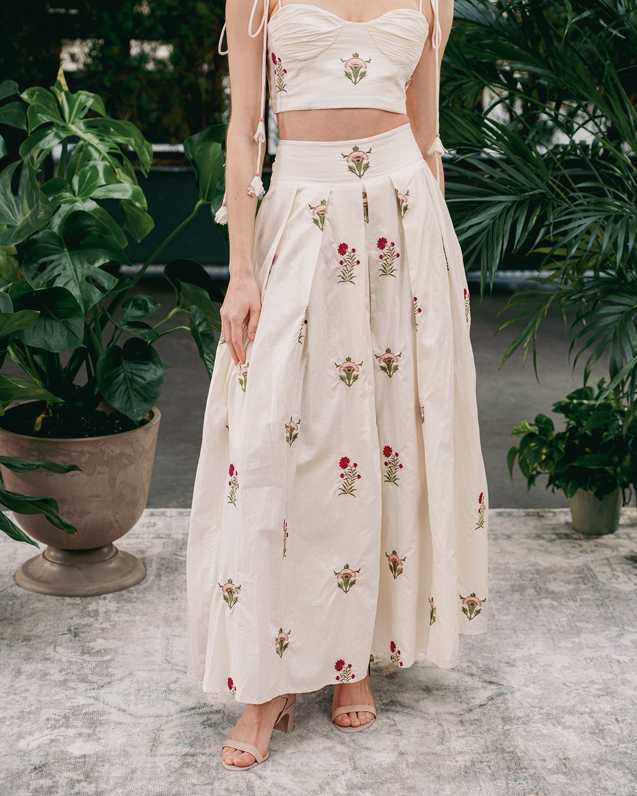 Yasmin Skirt - Fiona Embroidery Pink & Offwhite Bottoms - Skirts Rosewater House