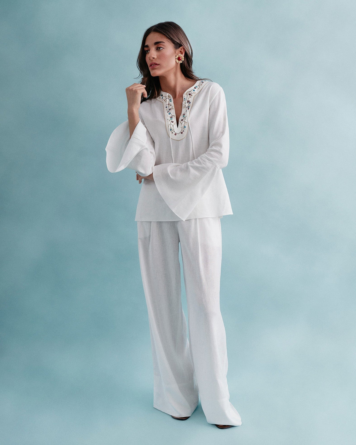 Gina Blouse - Emboridered Neckline Linen Offwhite Tops - Blouse Rosewater House