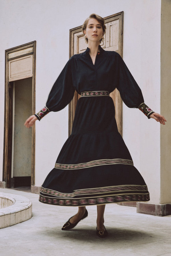 Carnation Blouse - Black Tops - Blouse Rosewater House 